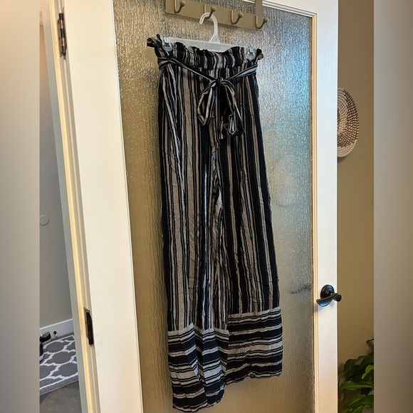 Striped American Eagle Soft Flowy Wide Leg Pants with Tie Waist - Picture 2 of 7